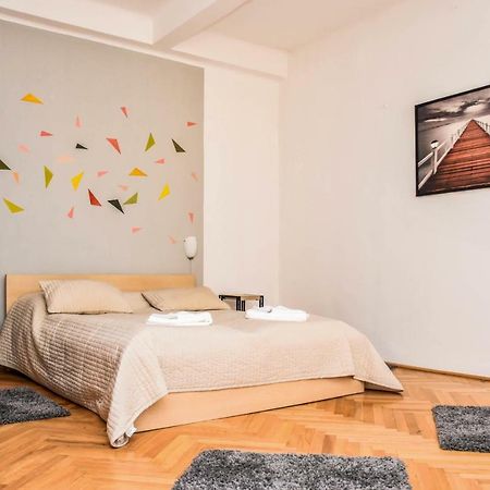 Diamond Astoria 4 Apartment Budapest Ngoại thất bức ảnh