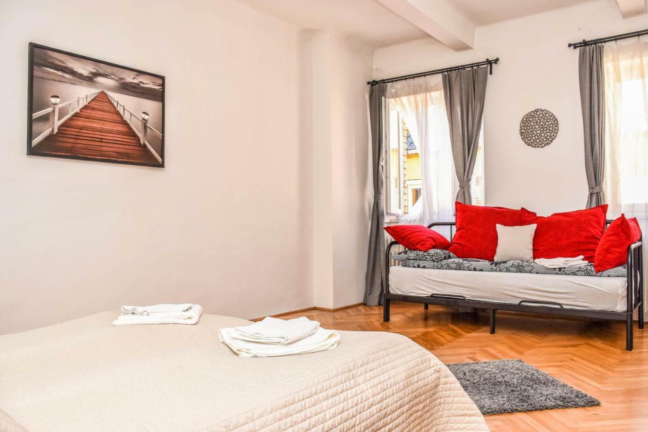 Diamond Astoria 4 Apartment Budapest Ngoại thất bức ảnh